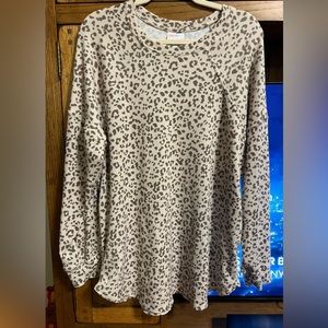 LuLaRoe ERIN Long Sleeved Tunic XL Soft Thermal Waffle Animal Print Tan Brown
